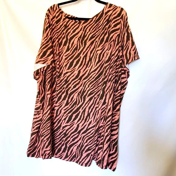 D & Co Pink Brown Animal Print Scoop Neck Short Sleeve Plus Top Shirt 5X - Picture 1 of 4